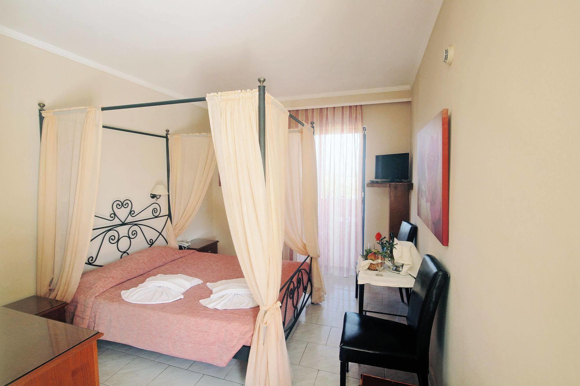 Roseland'S Hotel Marmari  Luaran gambar